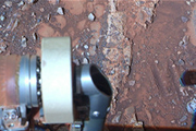 На Марсе обнаружены новые следы пресной воды