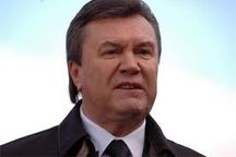 Янукович клянется, что не разрешит политикам лезть в религию