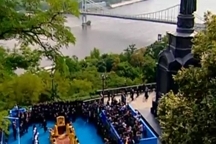 На Владимирской горке праздничный молебен по случаю 1025-й годовщины крещения Киевской Руси