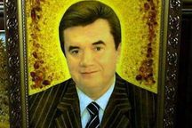 В Донбассе растет спрос на портреты Януковича