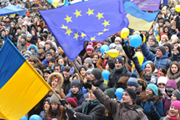 Утро на Майдане: количество протестующих продолжает расти
