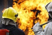 Трагедия в Харькове: люди выпрыгивали из окон пылающей фабрики. ВИДЕО