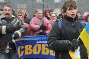 В 12.00 на Майдане началось Народное вече