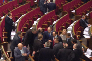 Украинские депутаты готовятся к принятию госбюджета-2014. ФОТО