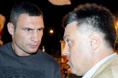 Немецкий журналист: Тягнибок задвигает Кличко на задний план