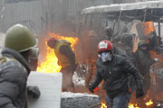 Евромайдан уже расширился: митингующие забаррикадировались в здании Минагрополитики