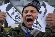 Зачистить майдан и отправить в отставку Януковича: как победить кризис (ОПРОС)