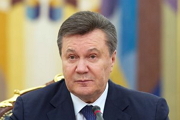 Мечты и романтизм вывели людей на Майдан - Янукович