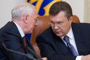 Янукович и Азаров лишились своих пенсий