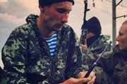 Под Краматорском люди в масках разоружили украинских военных
