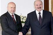 Лукашенко: Турчинов всегда вызывает положительные эмоции