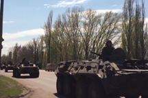Россияне массово выкладывают видео передвижения военной техники РФ (ВИДЕО)