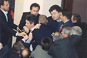 А на Грушевского – скандал