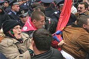 Олесь БУЗИНА. В ожидании весенней уличной войны