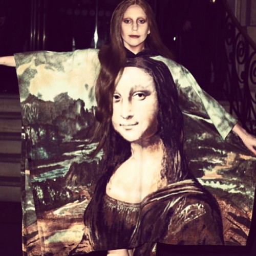 Мона Лиза «подарила» королеве эпатажа тысячи восторженных комментариев. ФОТО
