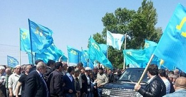 Джемилев: Крымских татар устраивает автономия только в составе Украины