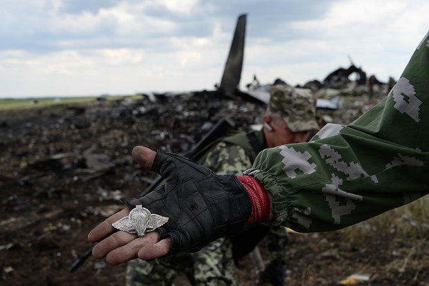 Украина требует выдать российских военных, сбивших малазийский лайнер. ФОТО