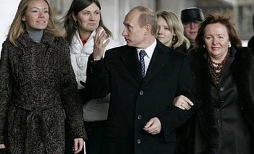 Дочь за отца: есть предложение «вышвырнуть» из Нидерландов Машу Путину