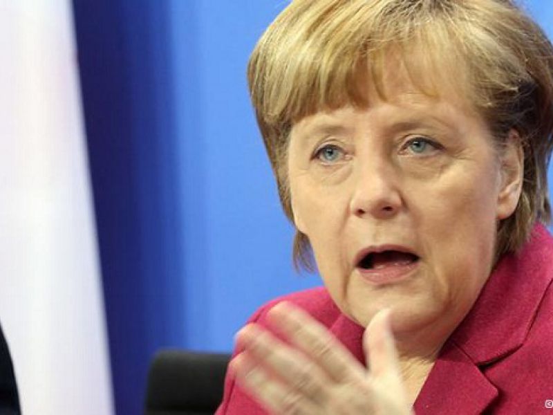 У Меркель открестились от «тайных связей» с Путиным