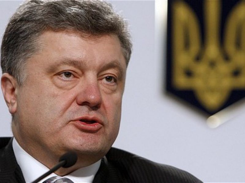 Порошенко оставил без пожизненных льгот Януковича, Азарова, Ющенко и других экс-чиновников