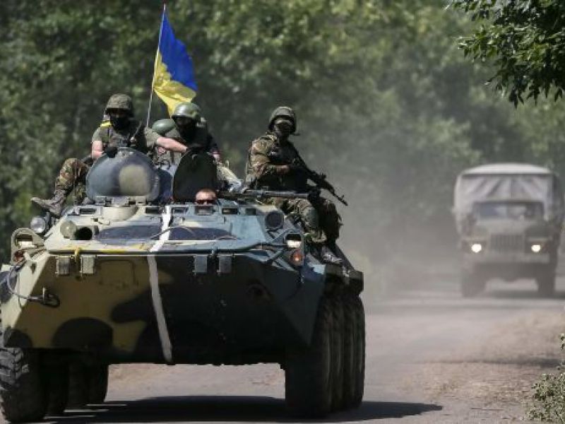 Силы АТО «зачищают» Луганск изнутри: идут уличные бои 