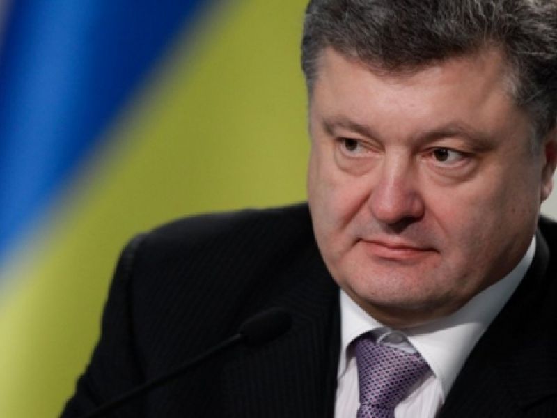 Порошенко: Украина обороняет восточный рубеж демократии