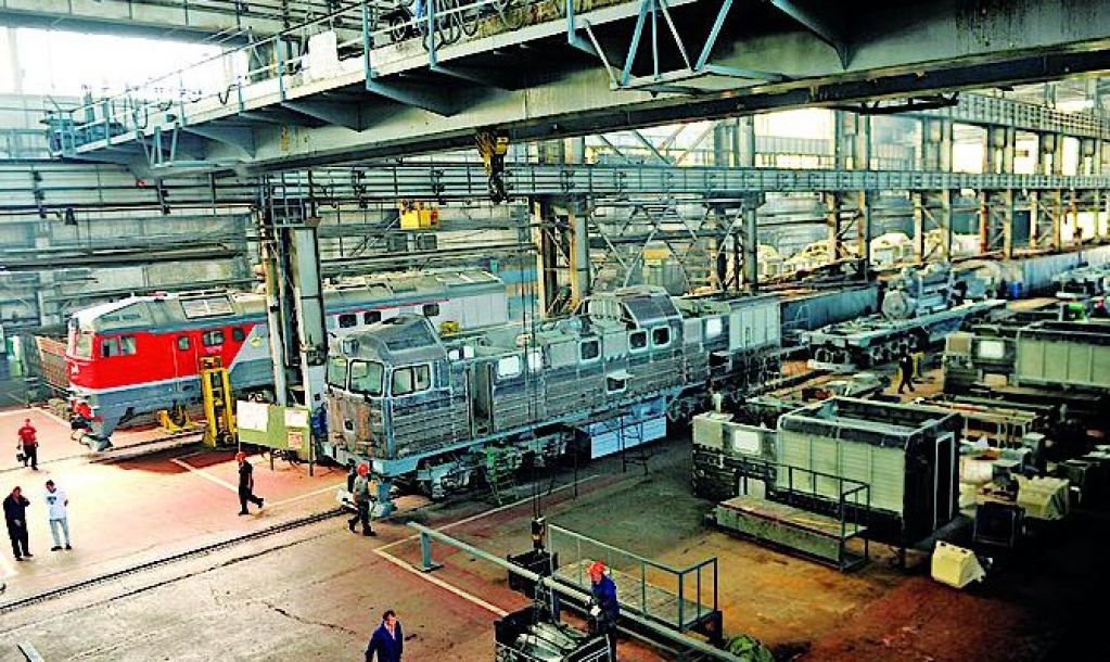 Стоп, махина! Россия отказывается от украинских локомотивов