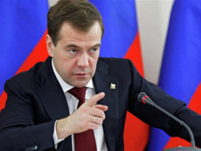 Медведев запугивает Европу потерей российского рынка
