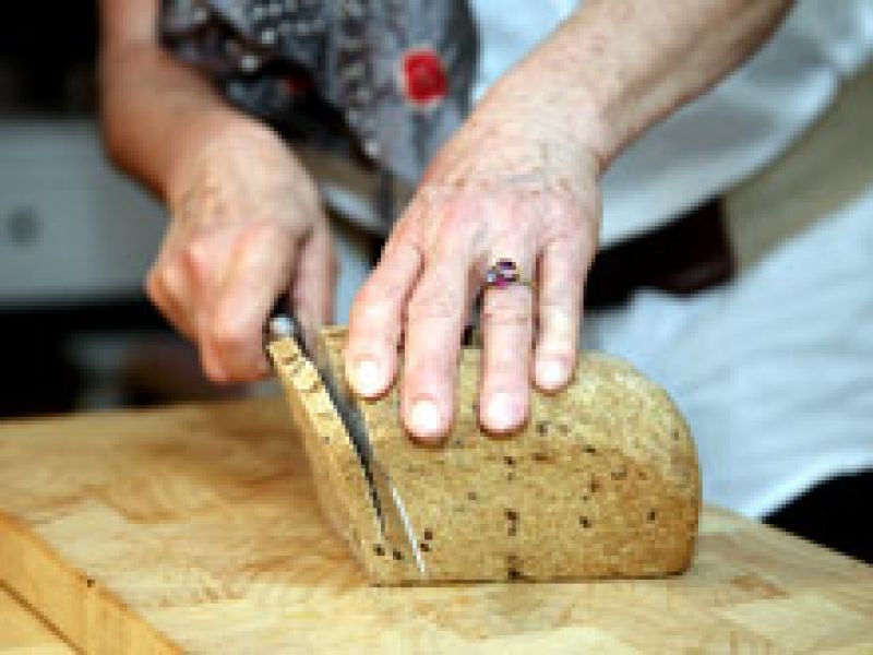 Опрос показал, что многие женщины боятся... хлеба