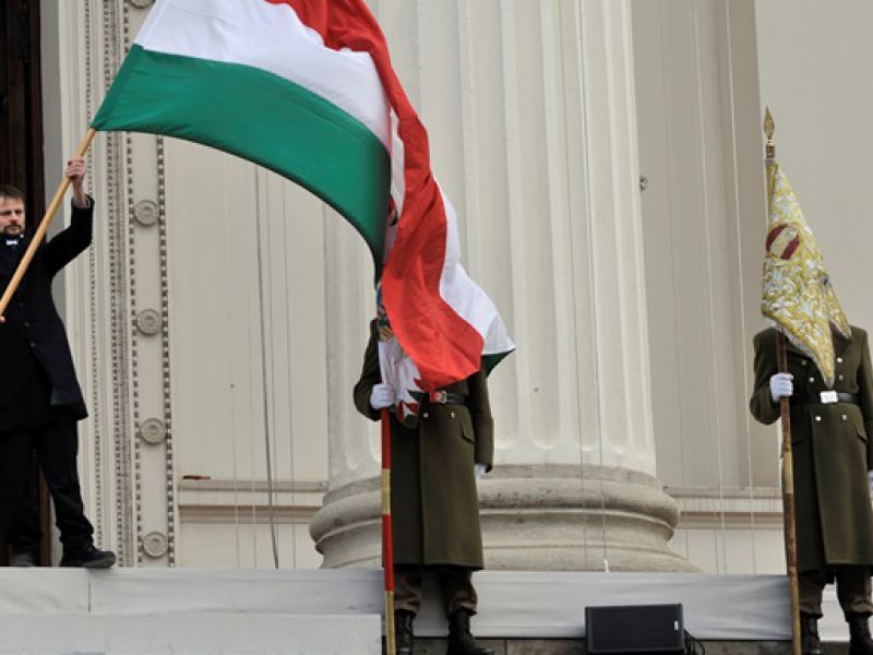 Как Венгрия ставит палки в колеса антироссийскому фронту - СМИ