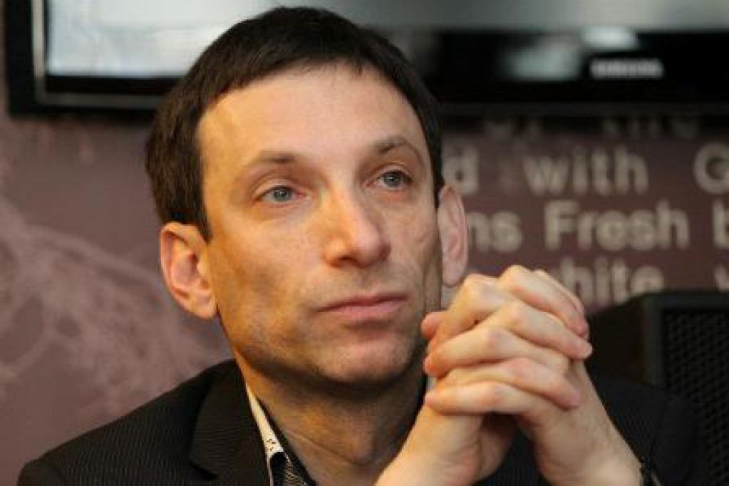 В. Портников: Блок Порошенко уверенно движется по пути Партии коммунистов Молдовы