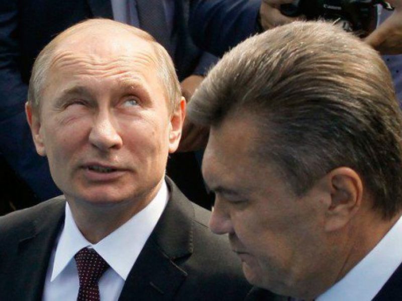 Политолог: Россия хочет продать Януковича подороже. Это может произойти уже после Нового года