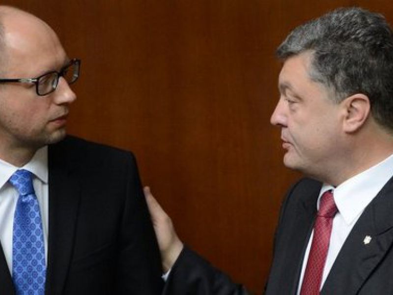 Порошенко может уволить Яценюка после выборов Рады