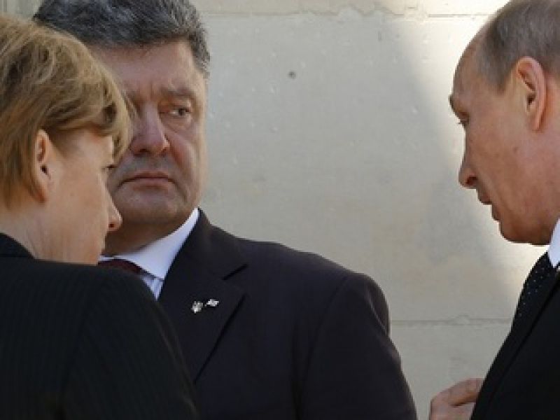 Путин планирует встречу с Порошенко в «нормандском формате»