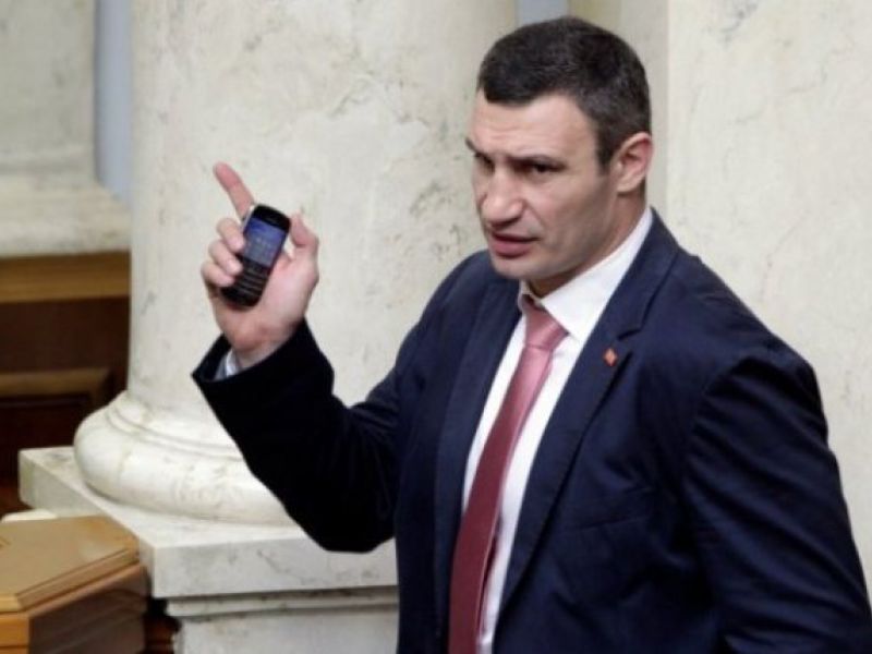 Кличко отказался покидать свой пост ради депутатского мандата