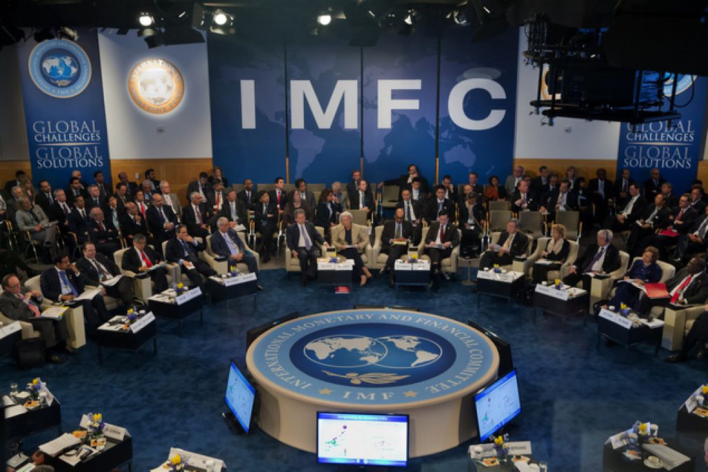 История отношений Украины с МВФ