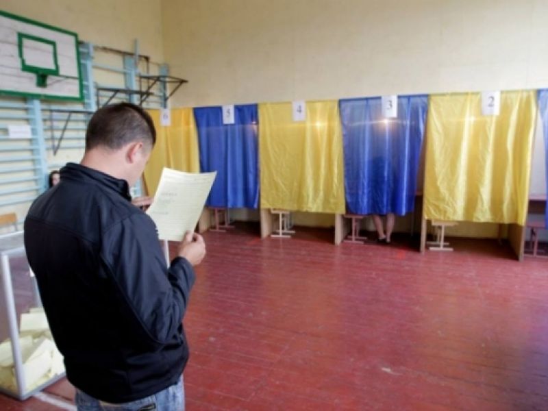 В Украине открылись избирательные участки: выборы стартовали