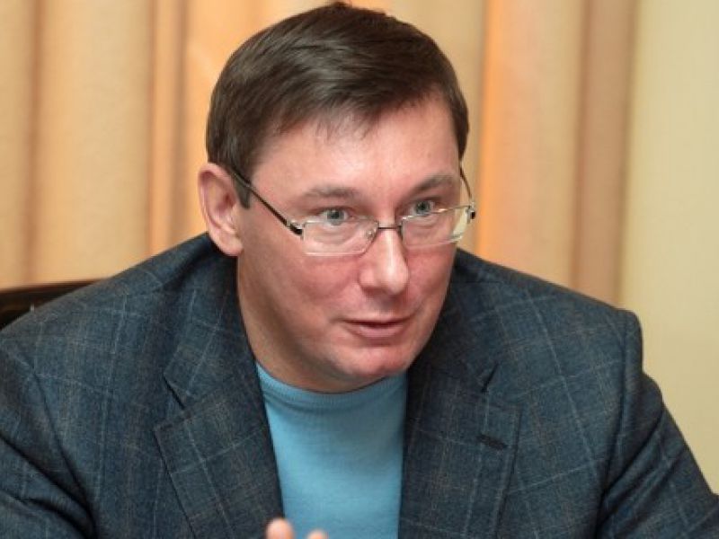 Луценко: Переговоры о создании коалиции ведутся с четырьмя партиями