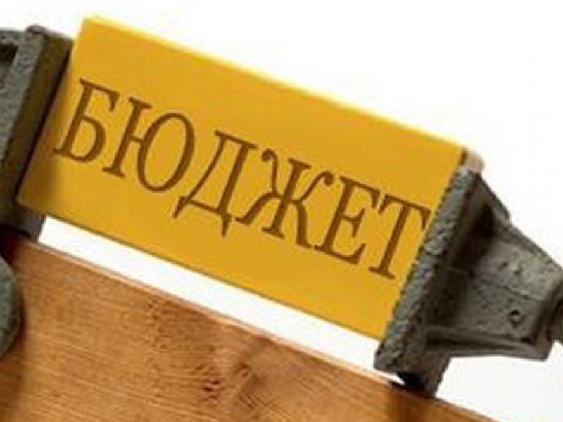 Экономист: Есть опасения, что Яценюк продавит бюджет через Раду