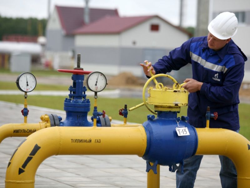 Европа стала заметно недополучать газ через Украину