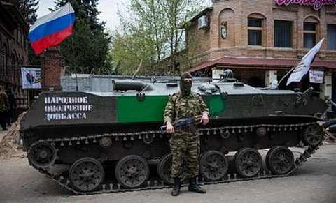 РФ продолжает перебрасывать силы  в Донбасс. На границе стоят 6 «Искандеров»