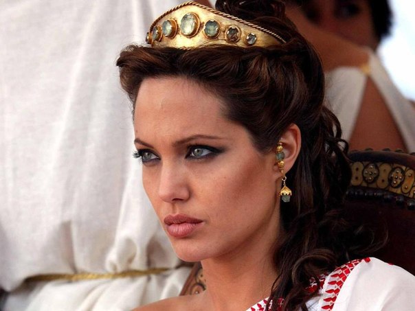 У Анджелины Джоли «завелись» политические амбиции. ФОТО