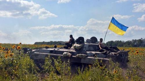 Опрос: Треть украинцев за прекращение перемирия на Донбассе. ИНФОГРАФИКА