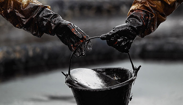 Что произойдет, если на официальном рынке вдруг появится дополнительный миллион баррелей нефти?..