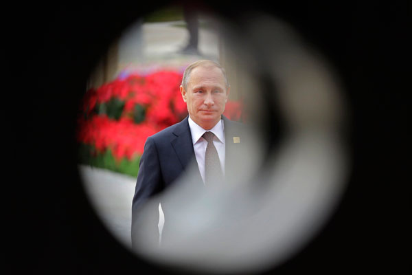 Депутат Бундестага: Соглашение Путина со средним классом оказалось под угрозой