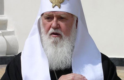Патриарх призвал священников определиться, кому они служат