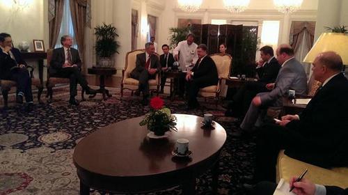 Порошенко провел встречу с президентом Сингапура