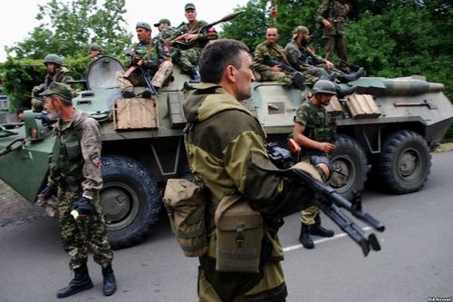 Российские инструкторы формируют батальоны «ополченцев» под Красным Лучом