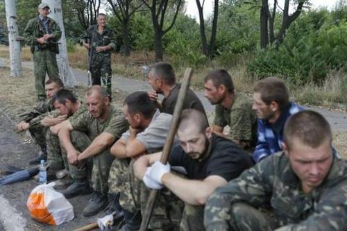 Опубликован список украинцев, остающихся в плену у боевиков
