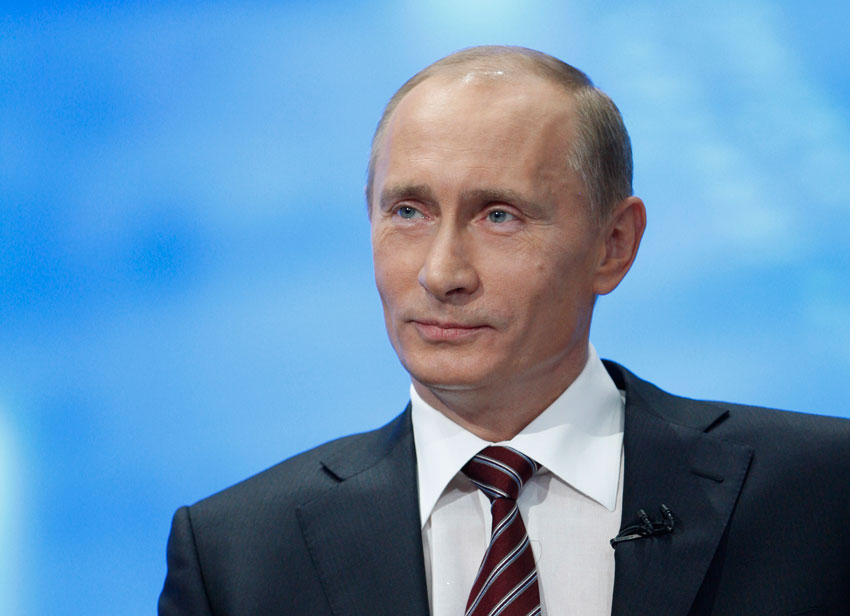Путину срежиссировали киношный ролик перед конференцией. Без Украины не обошлось. 